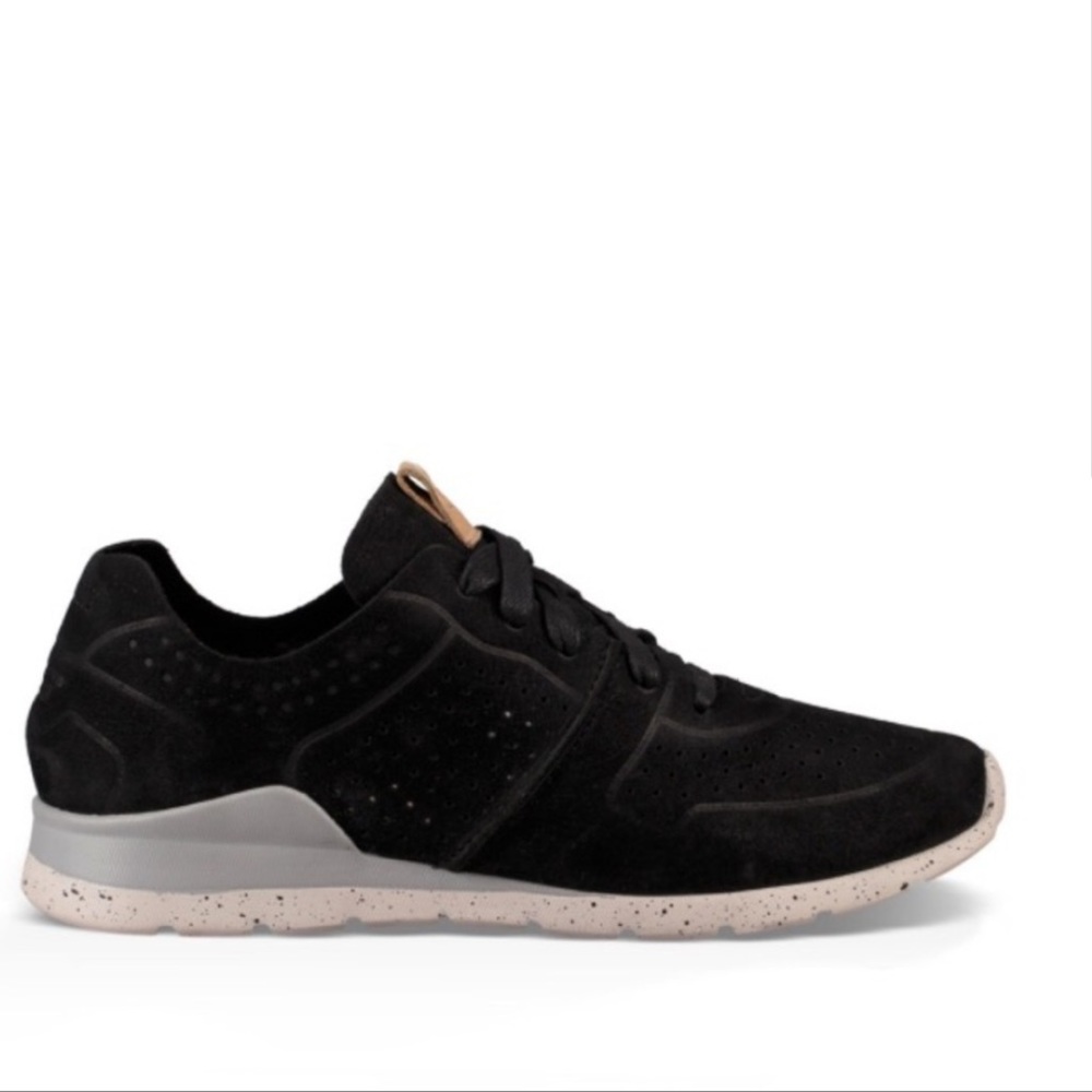 Ugg sneaker